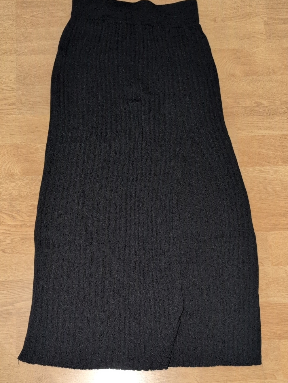 Wilfred Black Ribbed Midi Pencil Skirt